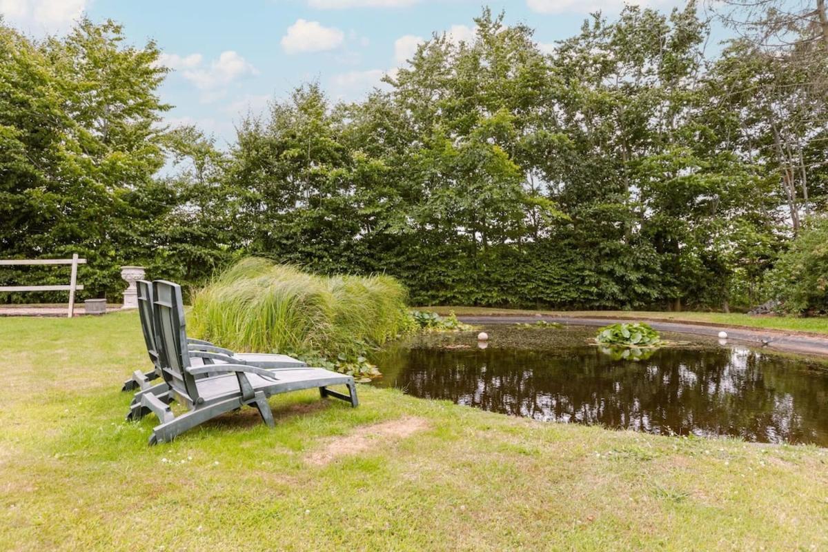 Farmhouse Oasis With Garden, Pond And Idyllic Surroundings Villa Beernem Exteriör bild